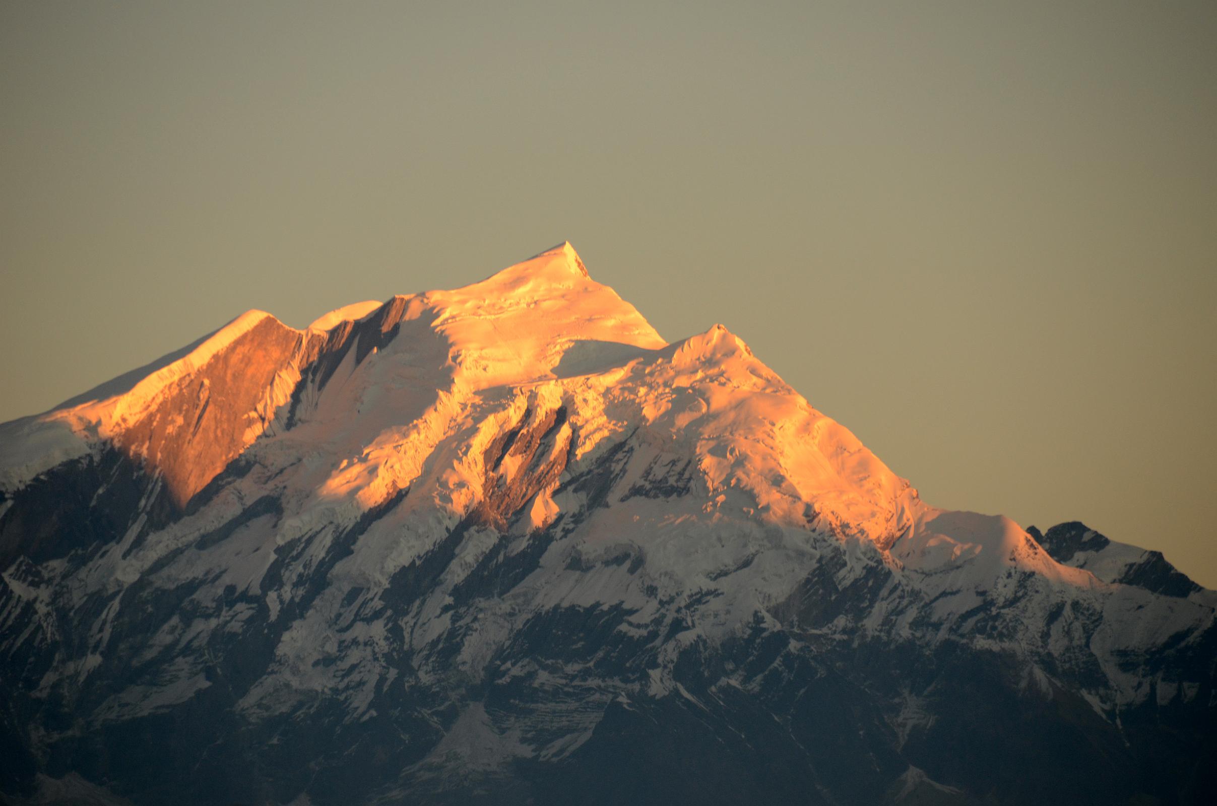 Poon Hill 08 Tukuche Peak At Sunrise 